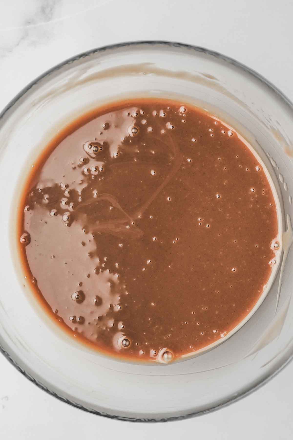 saladier avec ganache liquide