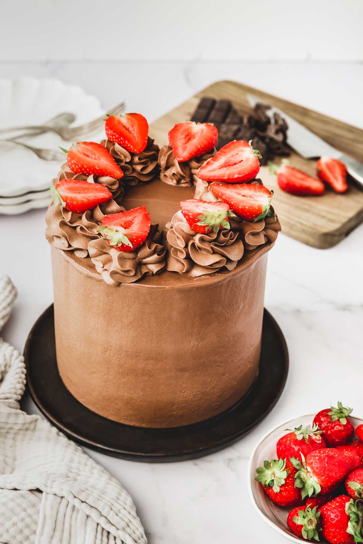 Chocolate and Strawberries Last Minute Cake - Sugar Whipped Cakes Website