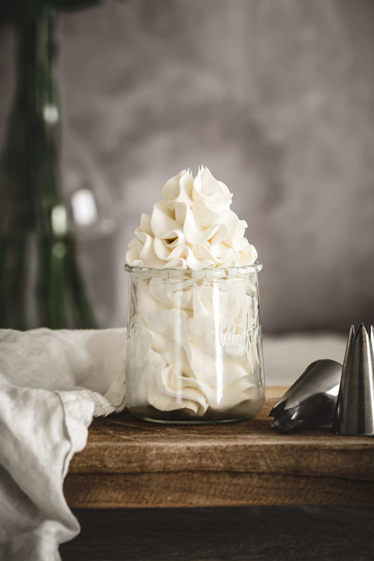 cake with italian buttercream frosting