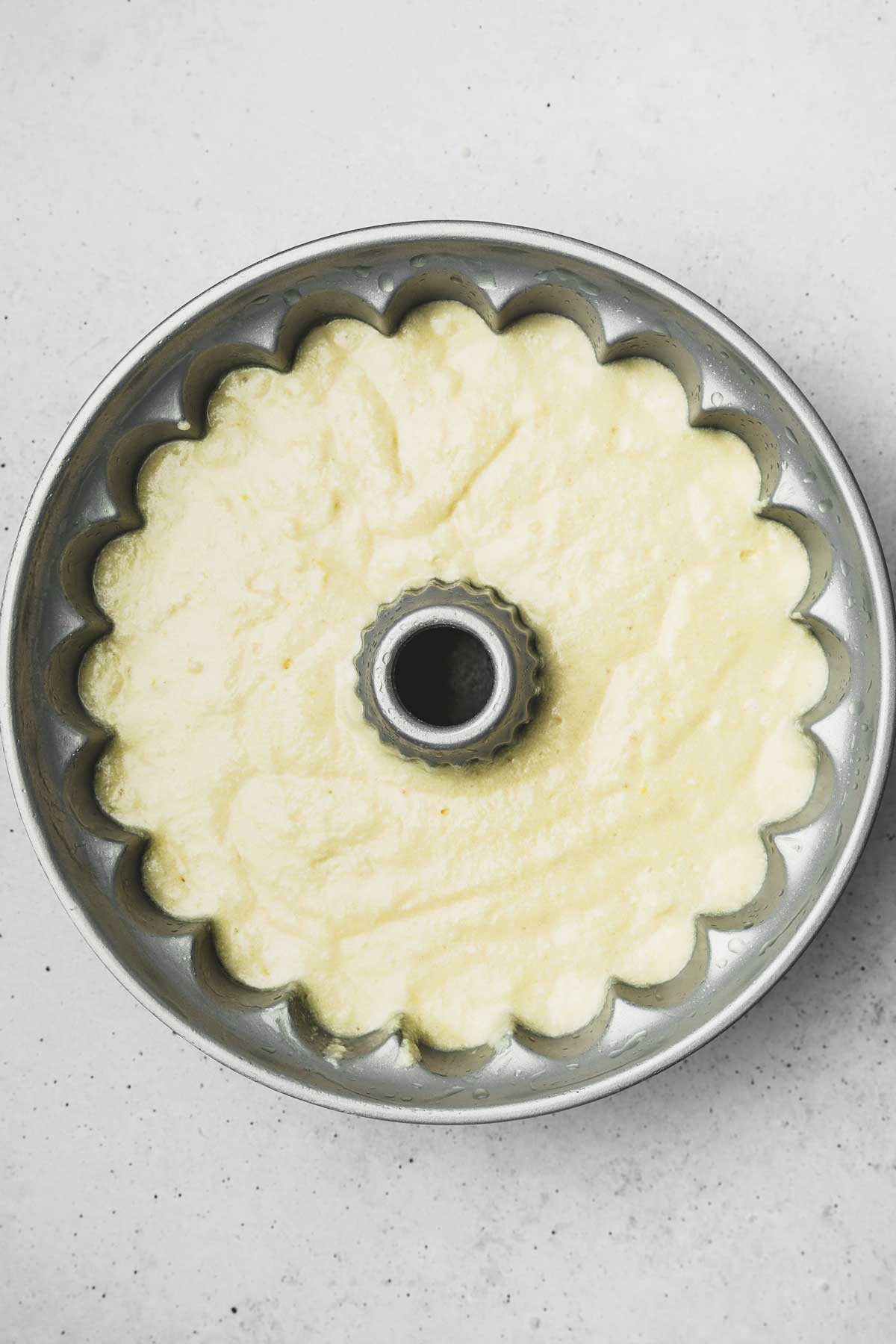 Bundt pan with cake batter