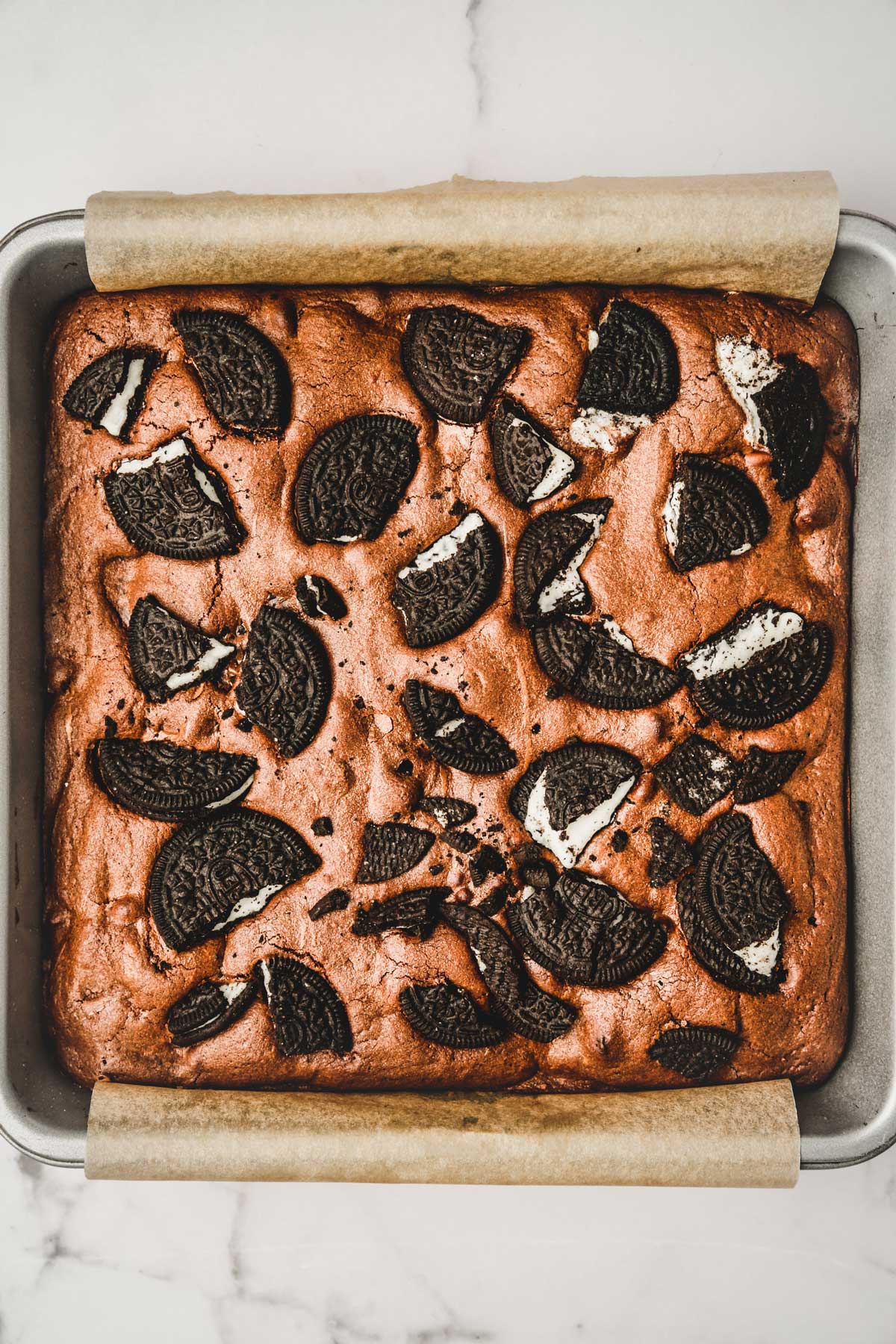 brownie pan with a chocolate brownies oreo baked