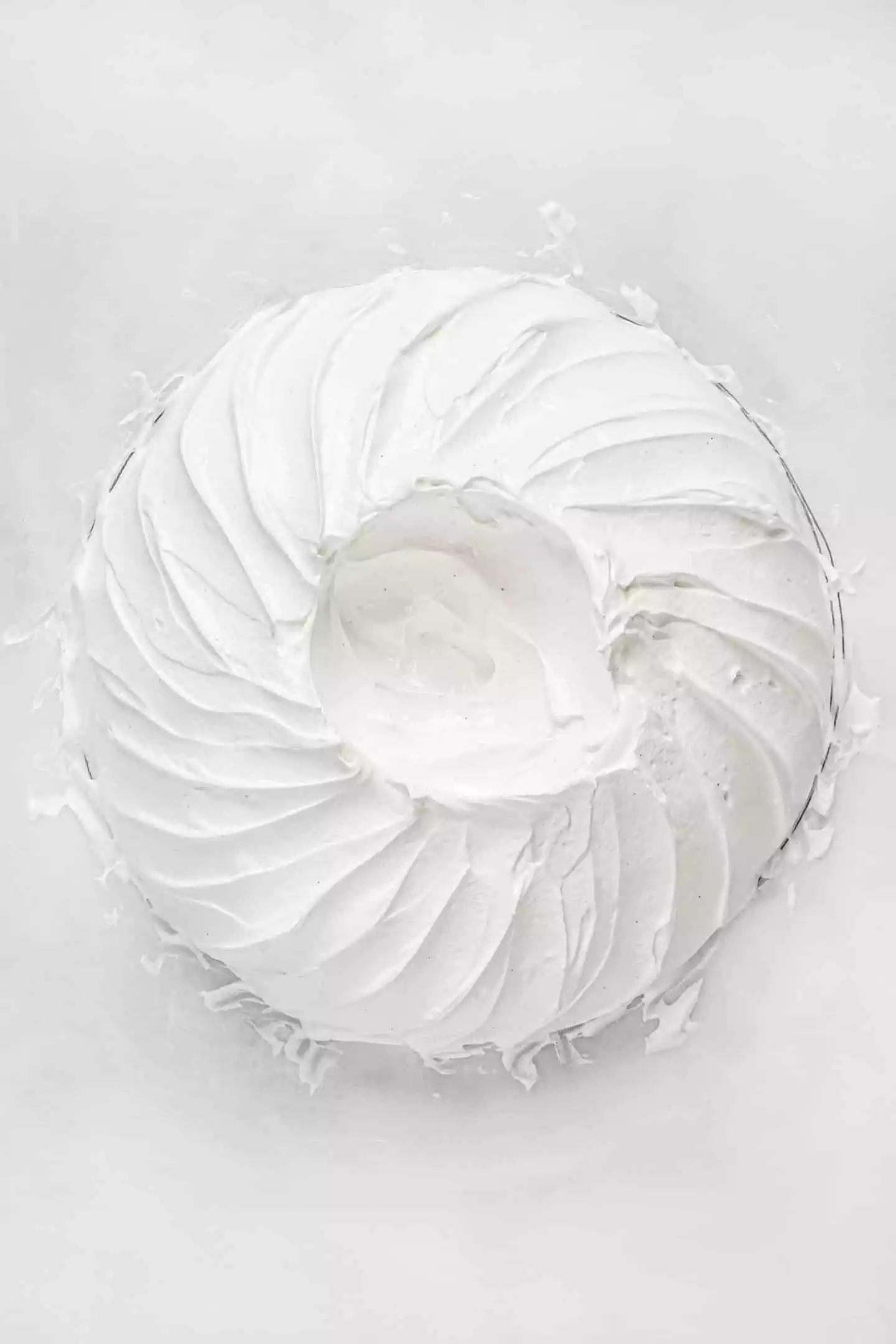 coque de meringue avant cuisson
