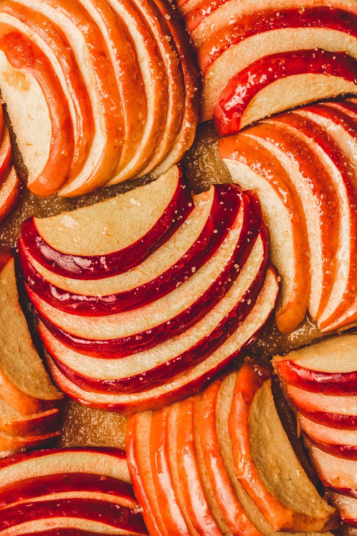 Puff pastry apple tart with apples slices