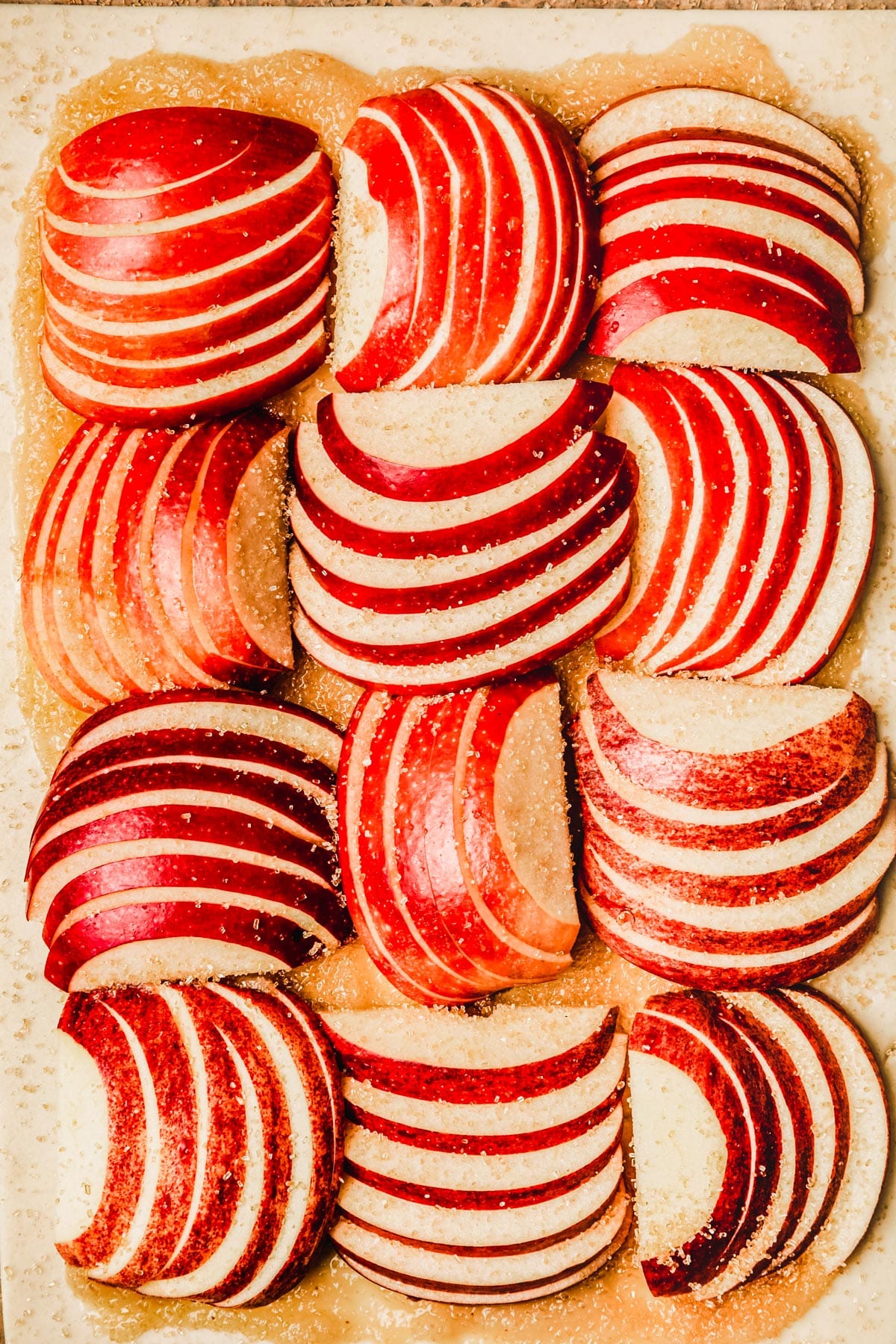Pate avec des tranches de pommes