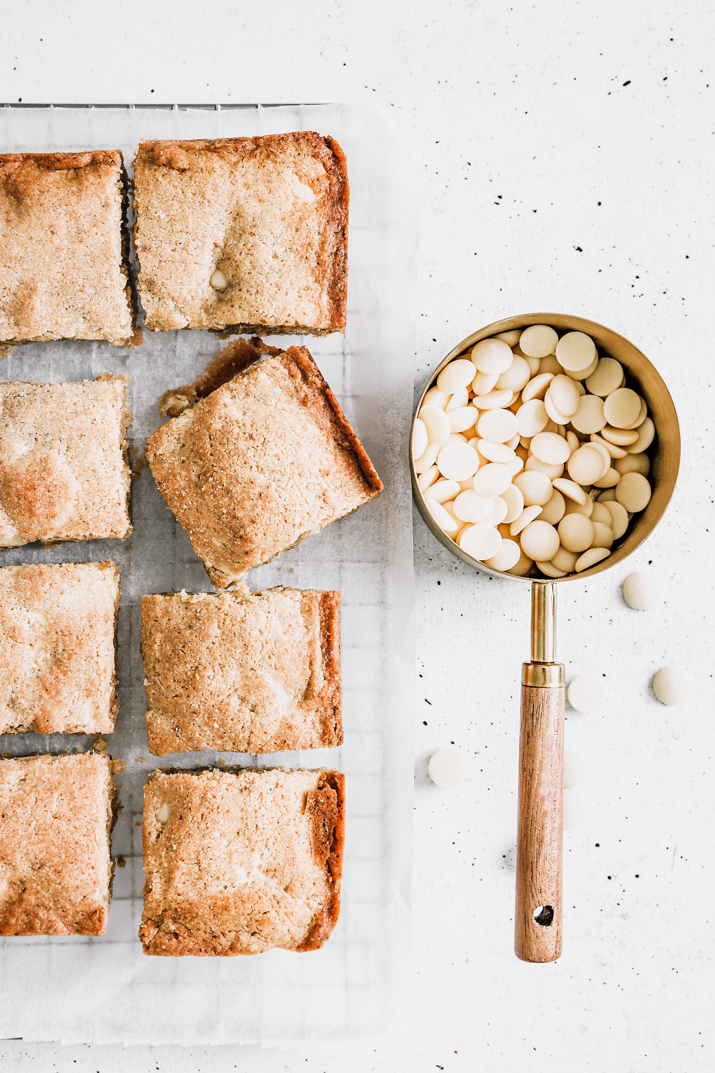 white chocolate chips brownies on a wire rack