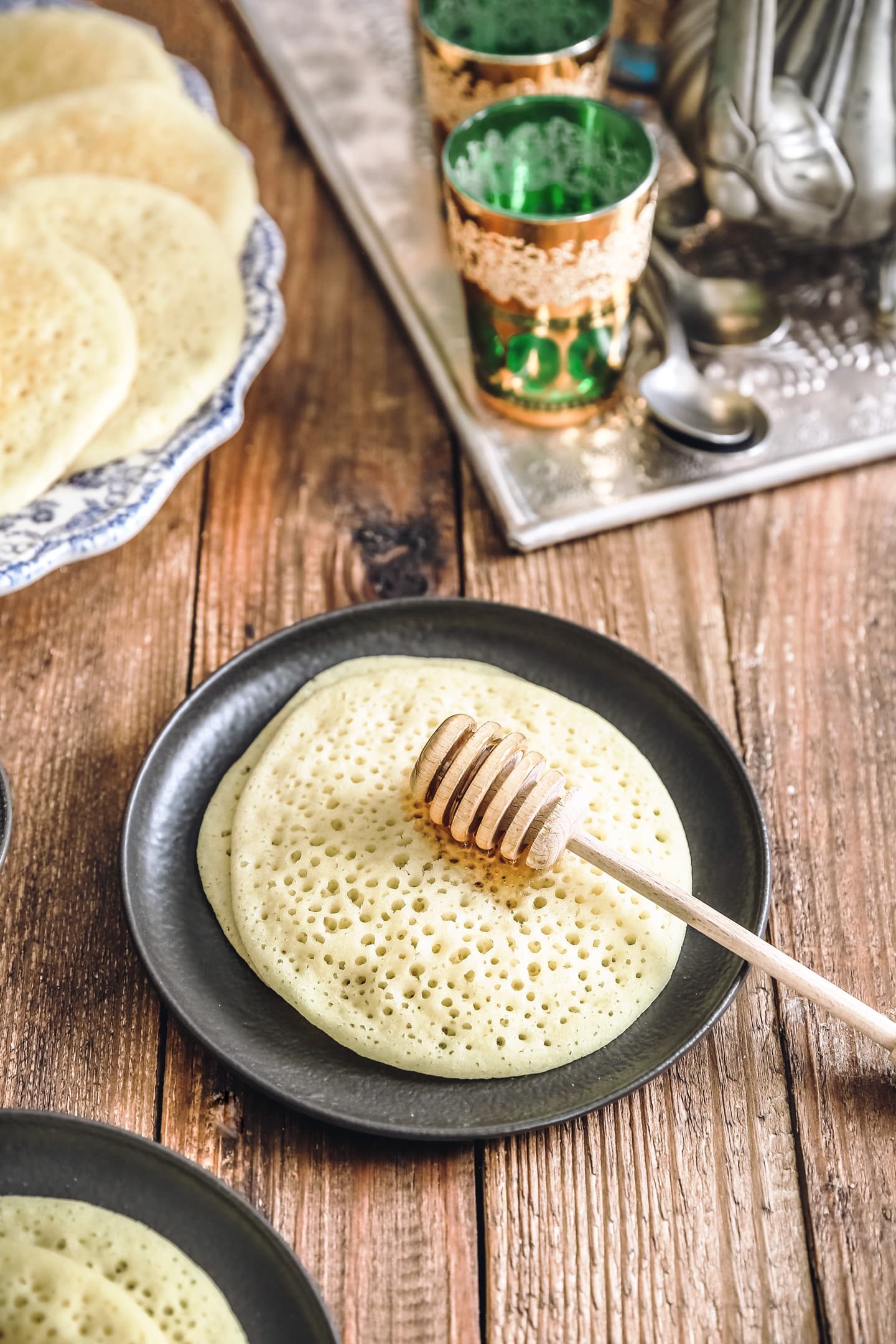 Baghrir recpe with honey