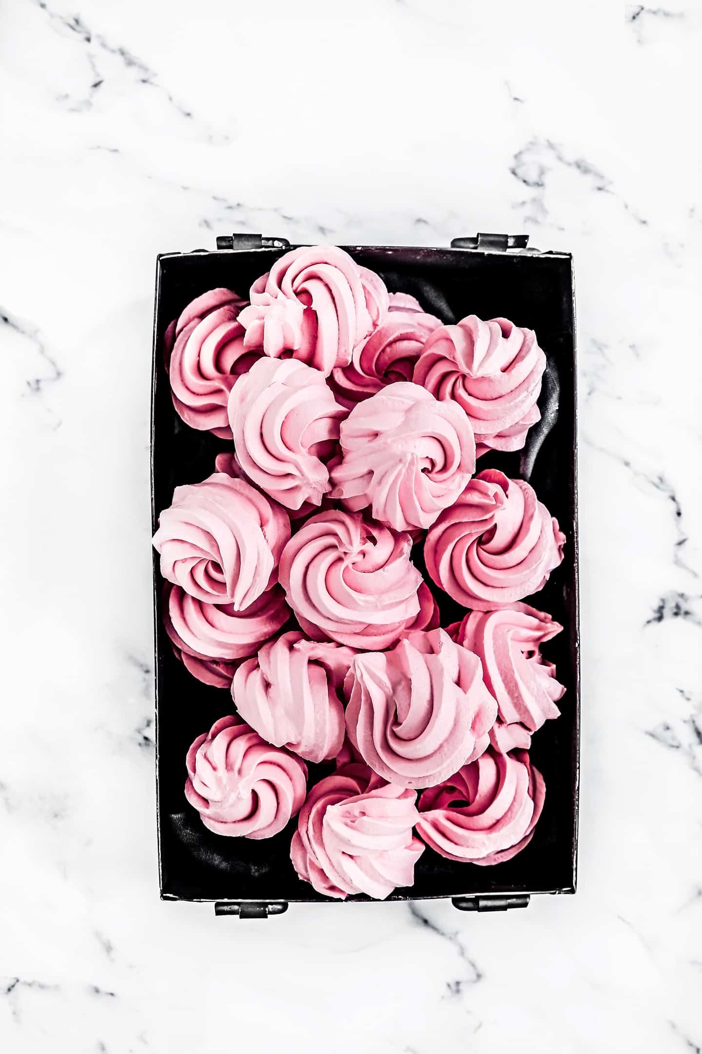 Easy pink meringue cookies recipe