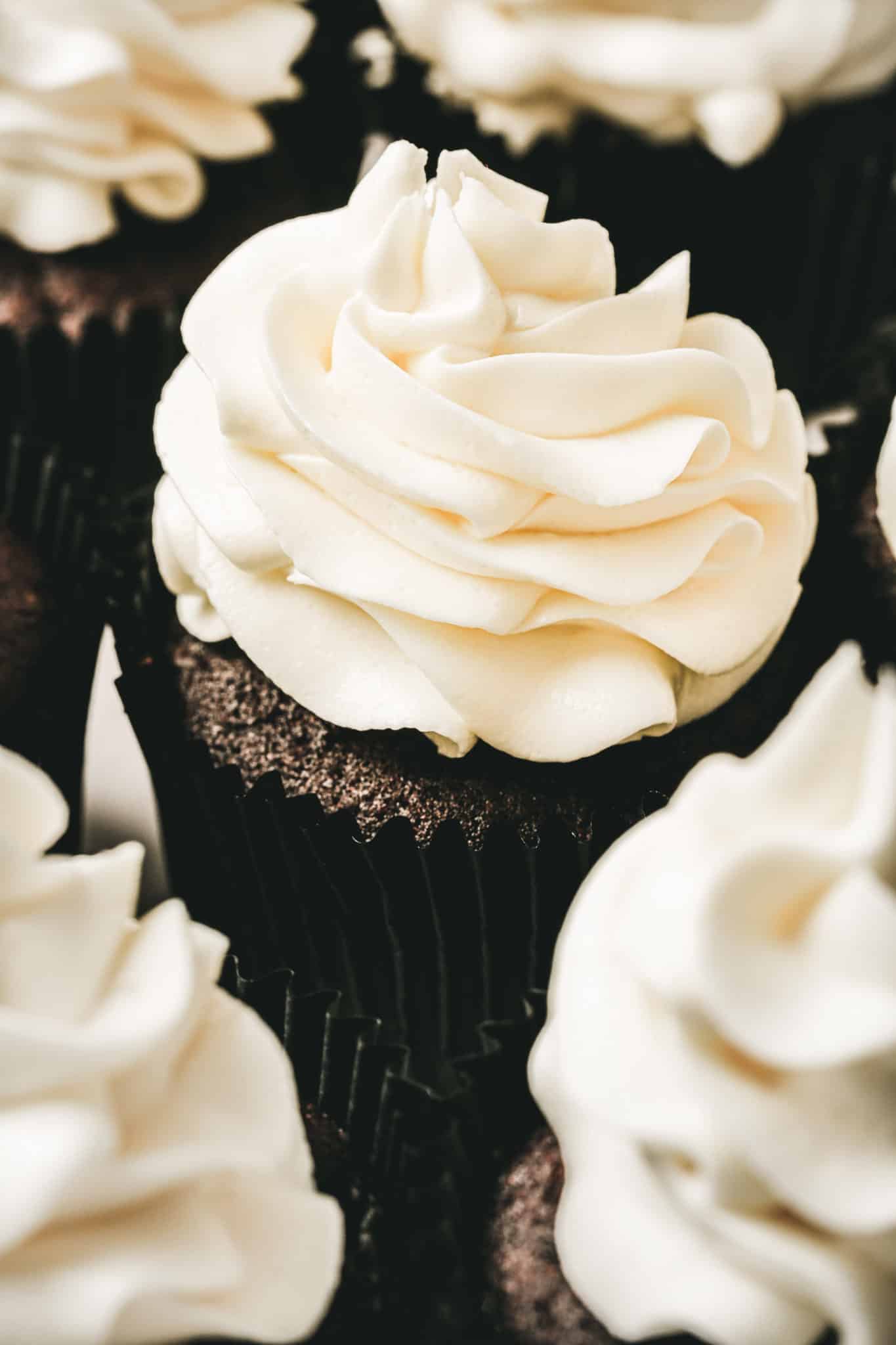 Crème au beurre à la meringue Suisse chocolat blanc