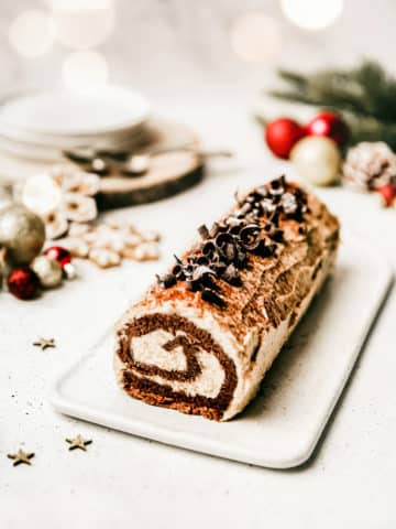 Bûche de Noël Hazelnut yule log recipe