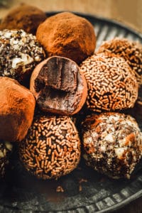 Homemade chocolate truffles recipe