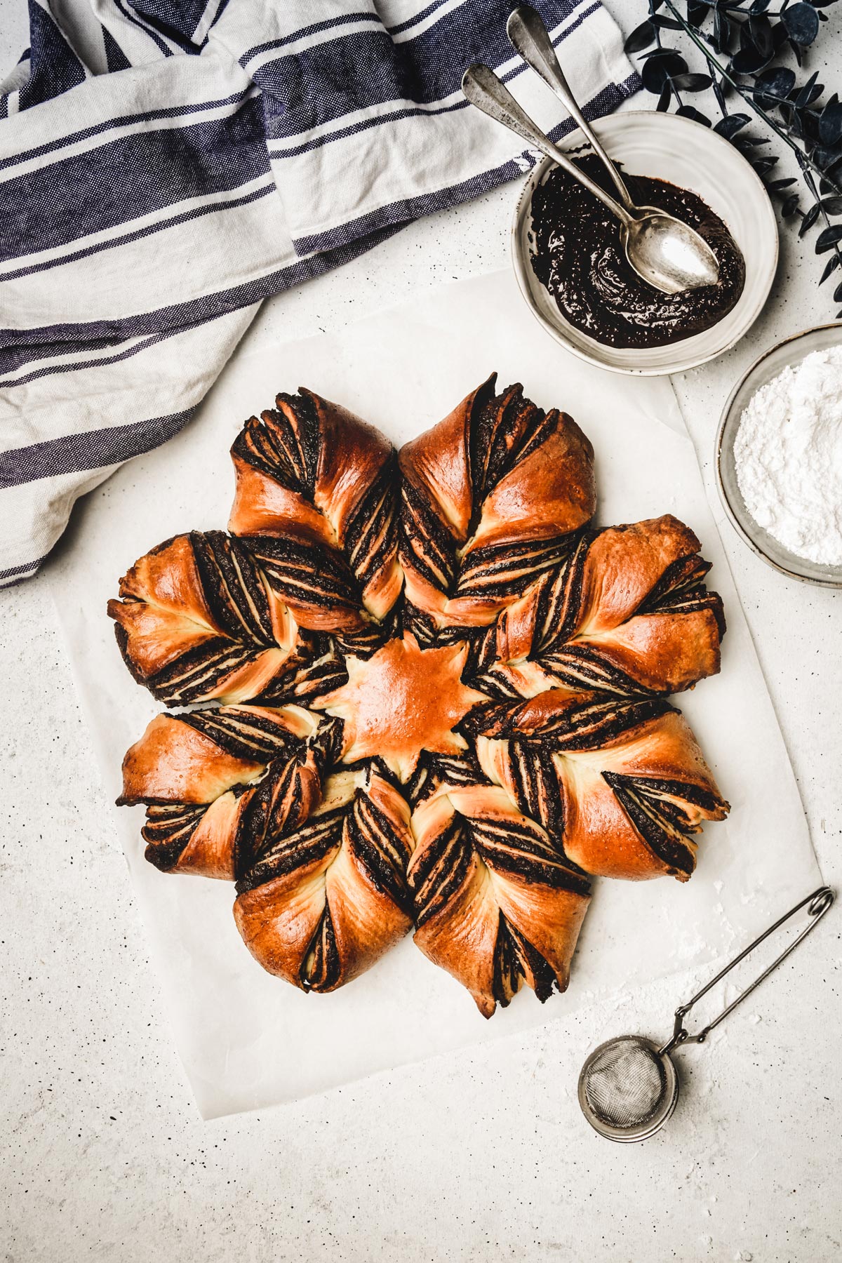 Star bread recipe with chocolate filling