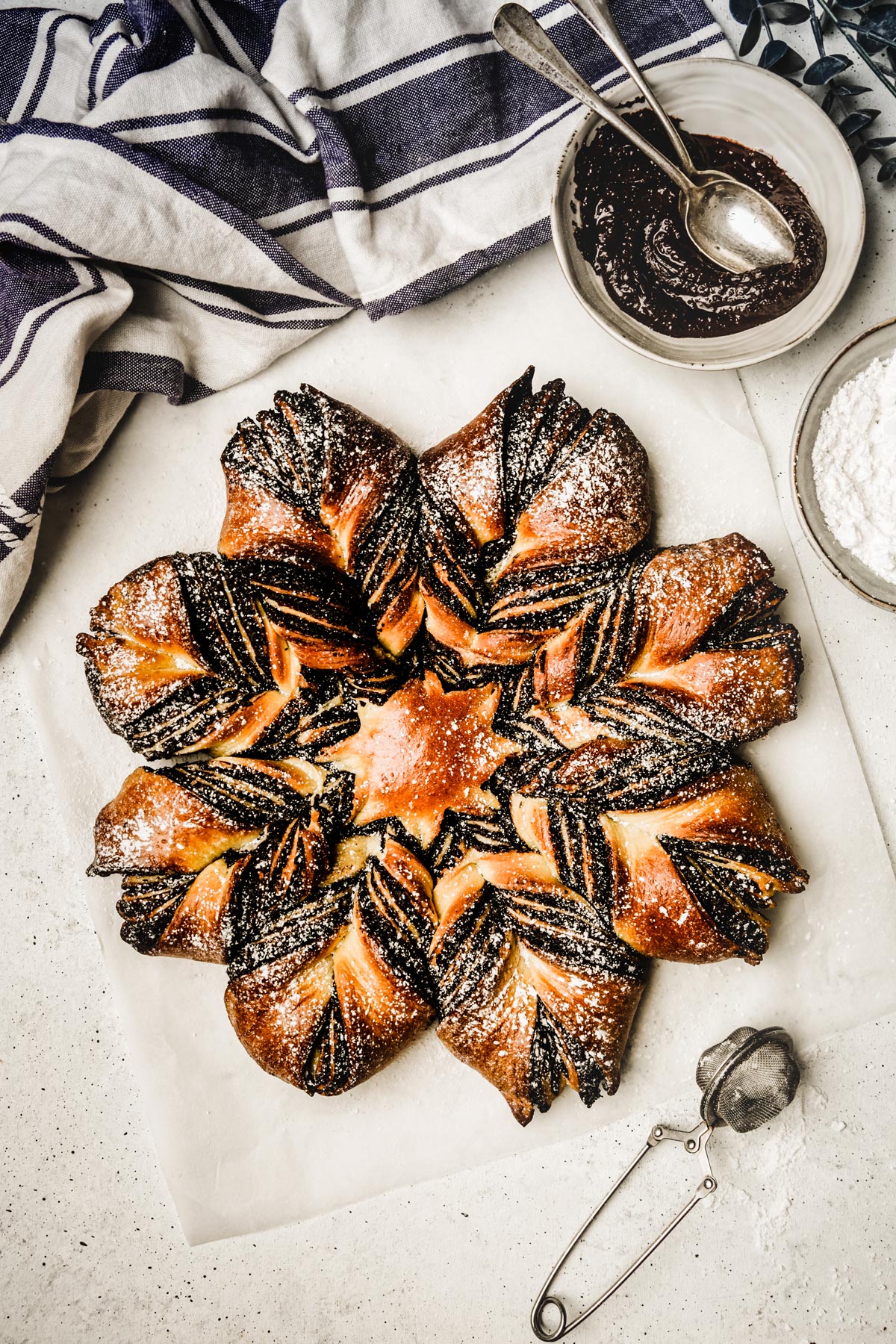 Star bread recipe with chocolate filling