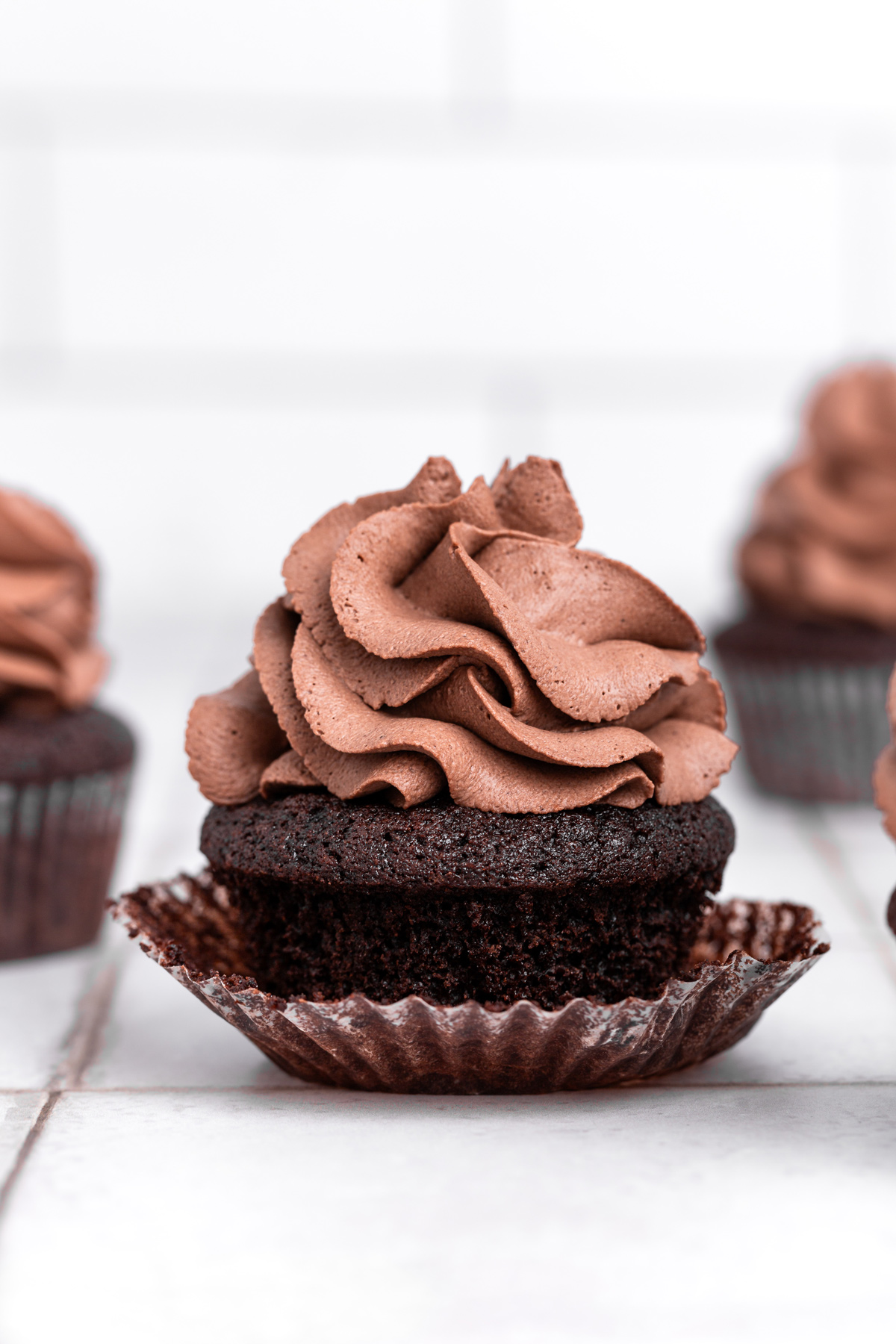 chocolate cupcakes with chocolate mascarpone whipped frosting