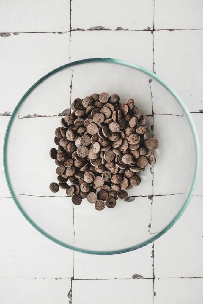 bol avec des pépites de chocolat