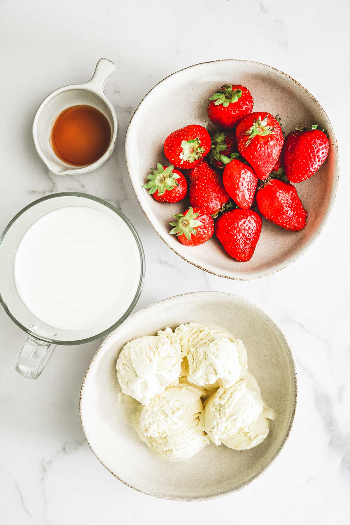 Bowls with ingredients