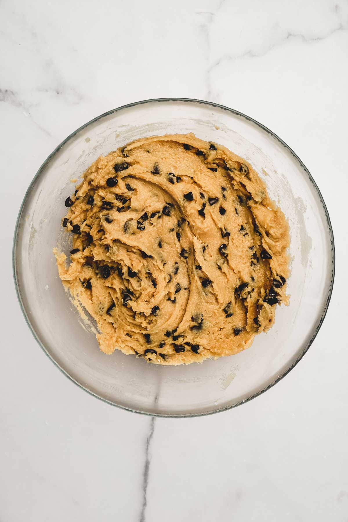 Bowl avec pâte à cookies