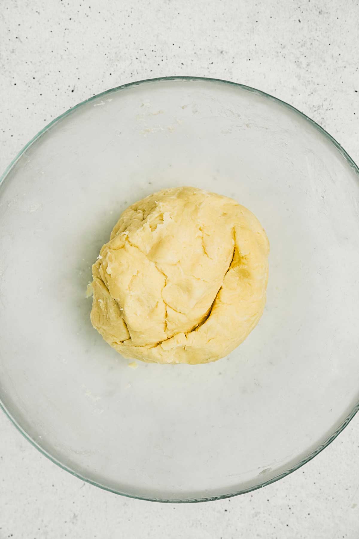 Medium bowl with pie dough