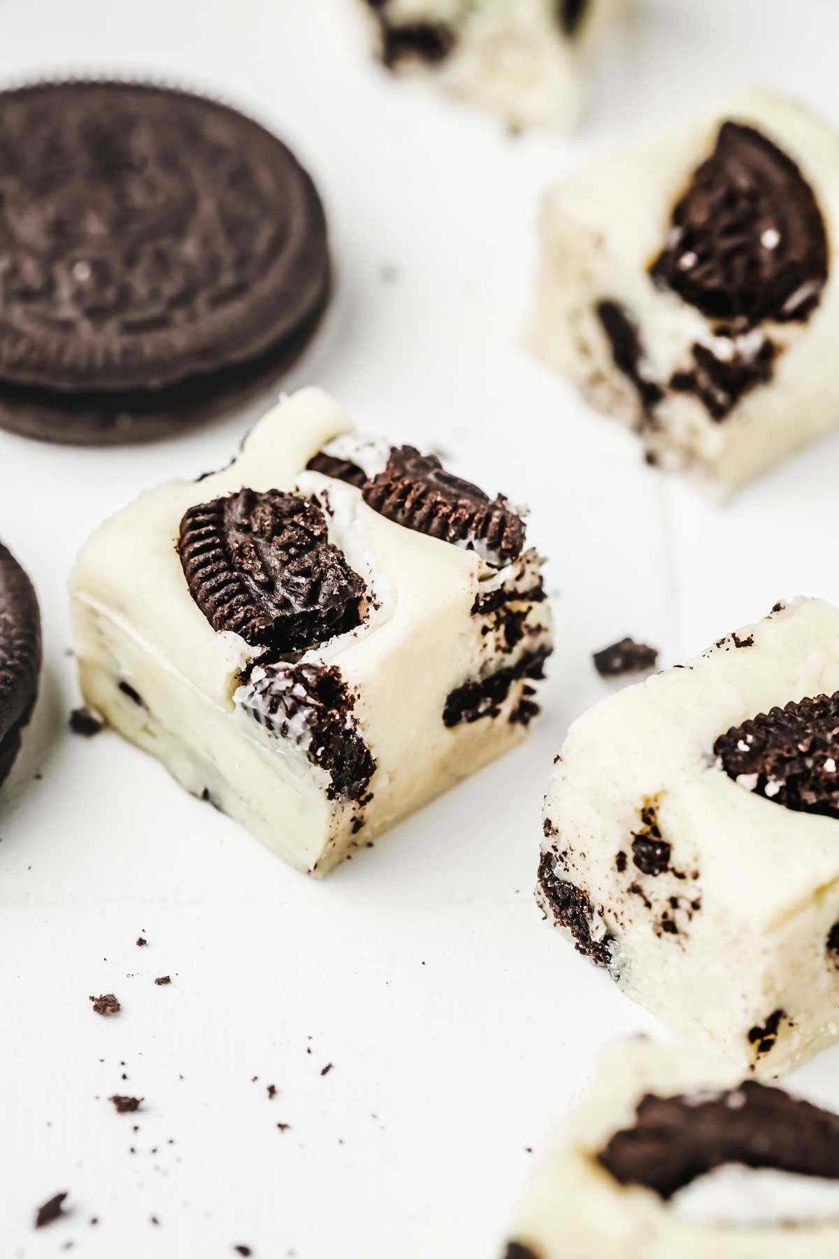 oreo and white chocolate oreo fudge on a table
