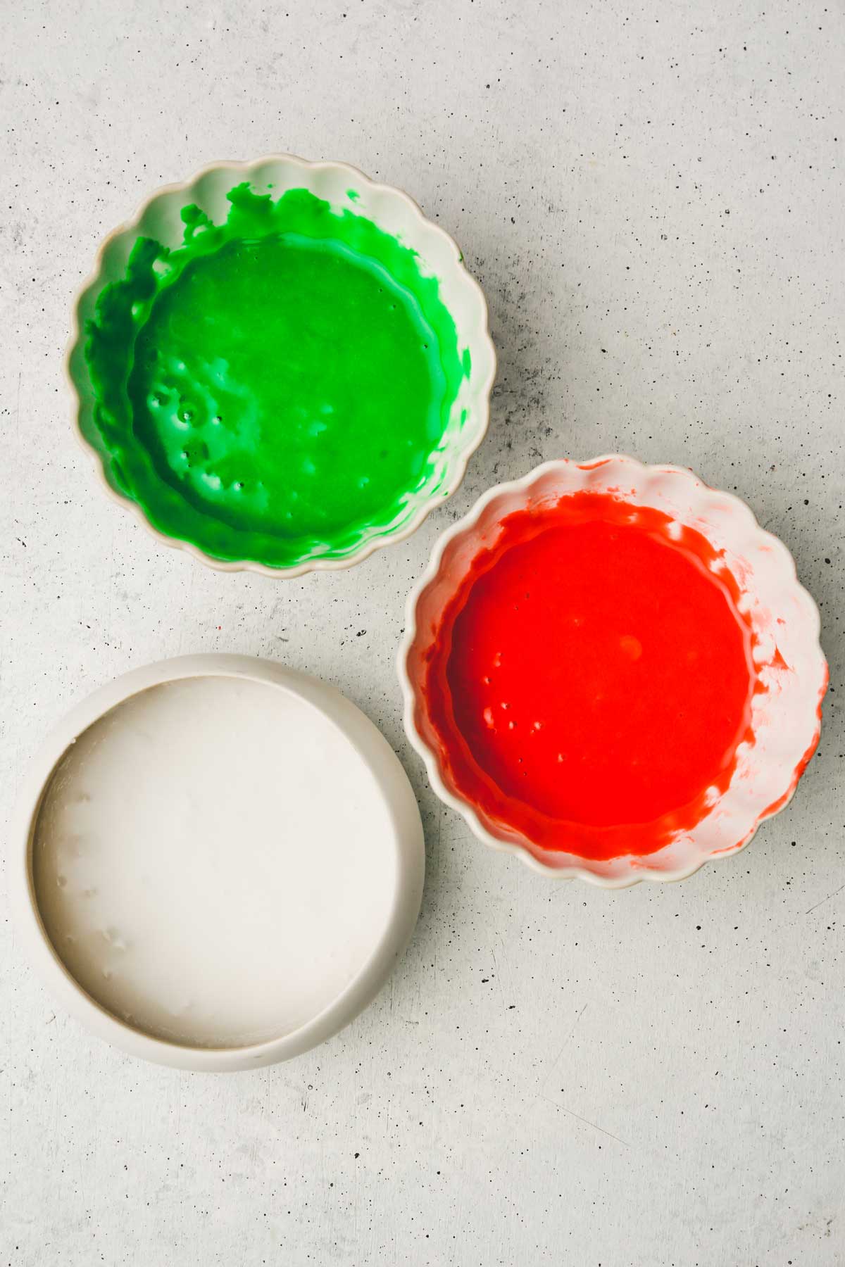 bol avec sucre glace coloré