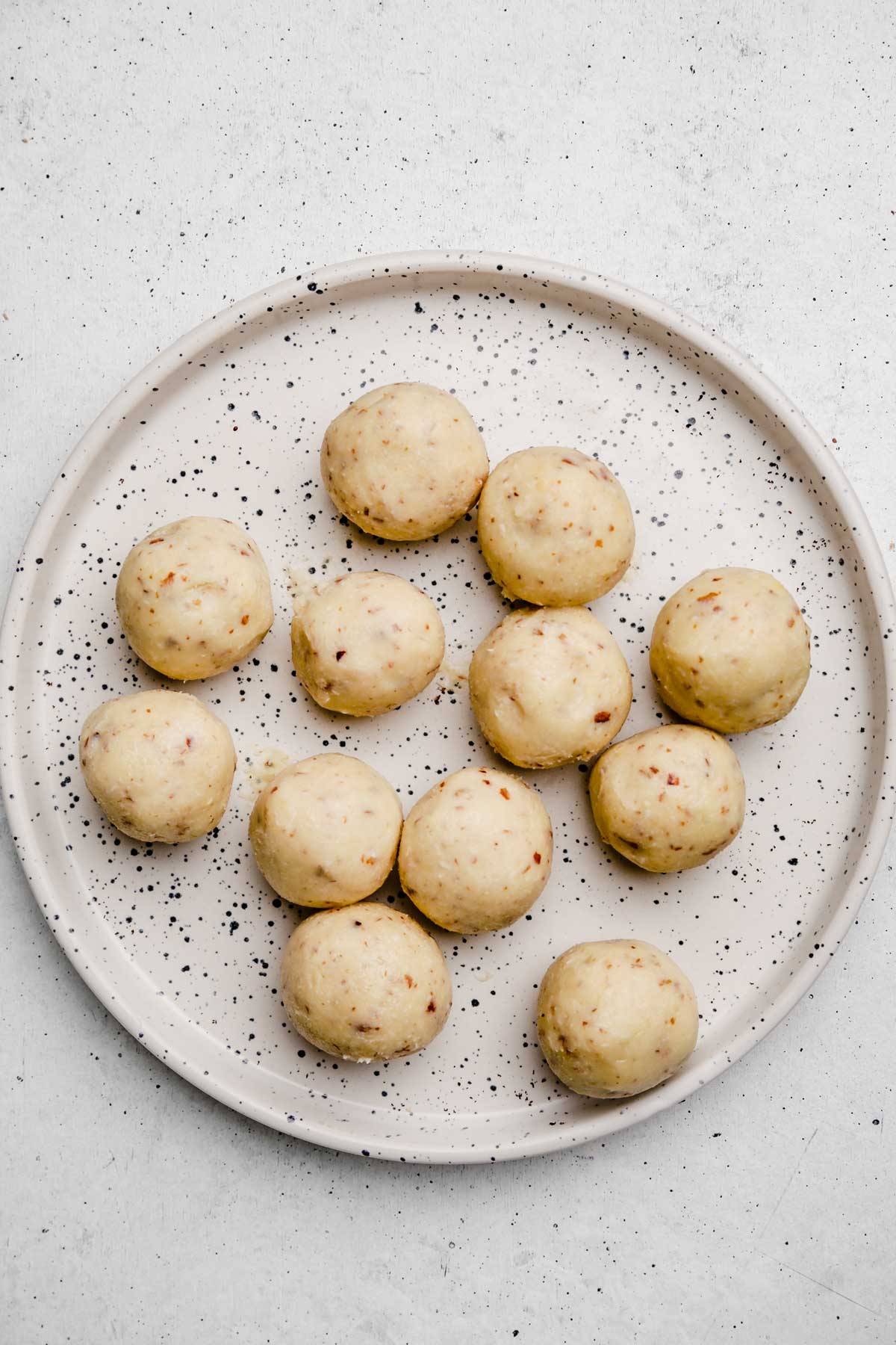 Plate with coconut balls