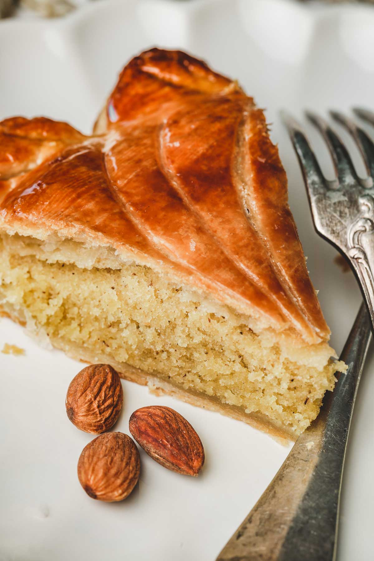 slice pithivier with almond filling