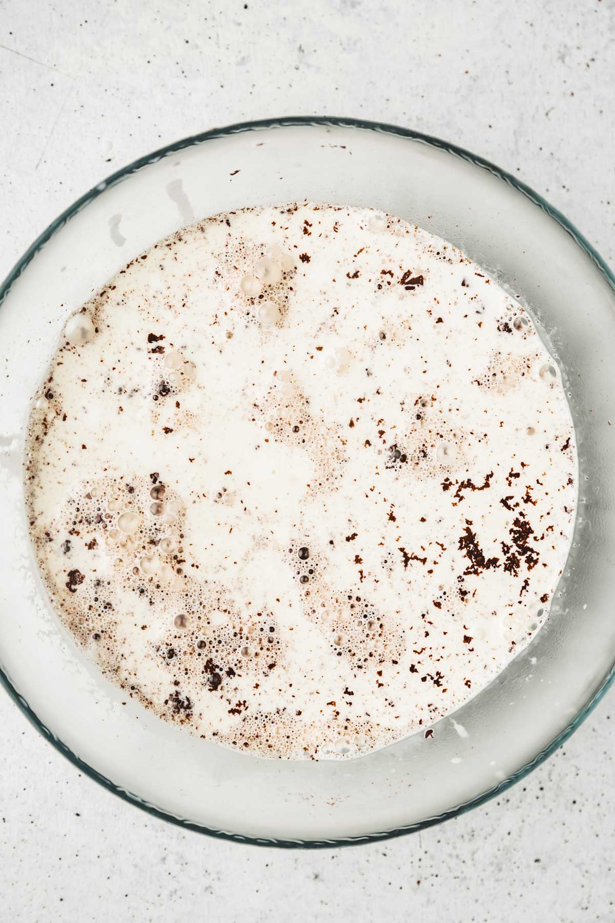 bol avec creme et chocolat
