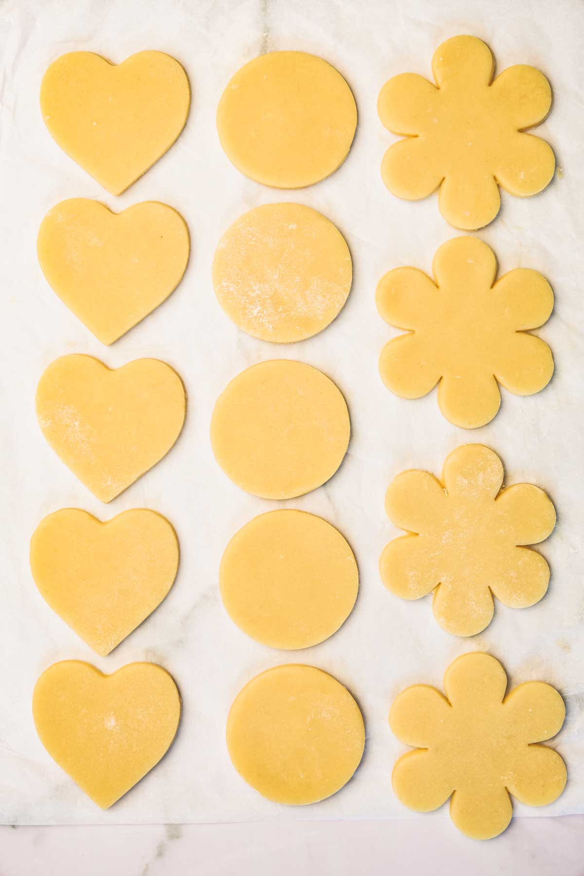 formes de biscuits avant cuisson