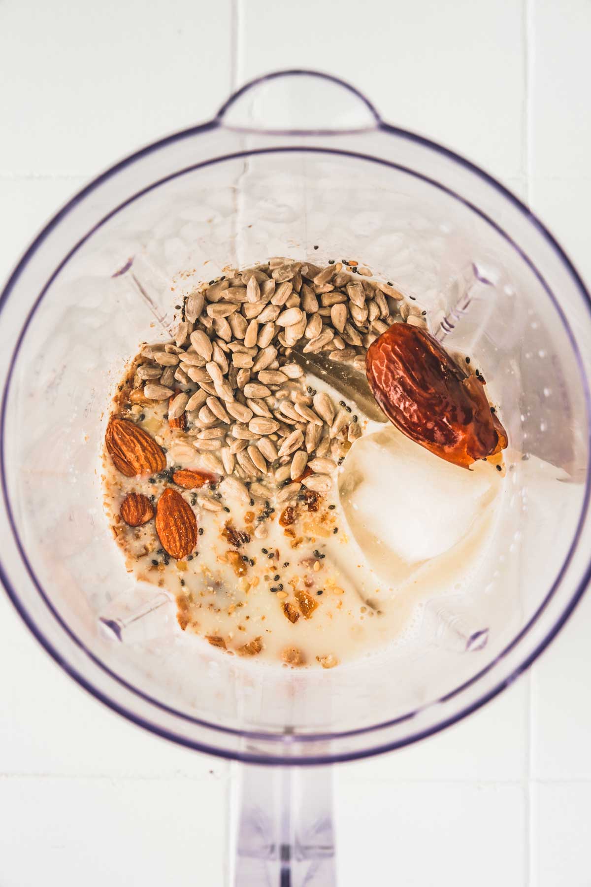 blender avec des ingrédients