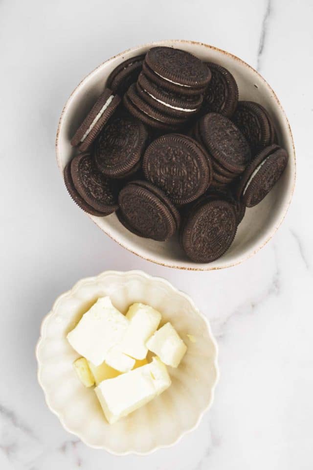 Oreo Crust Recipe (No Bake or Baked) – Easy 2-Ingredients