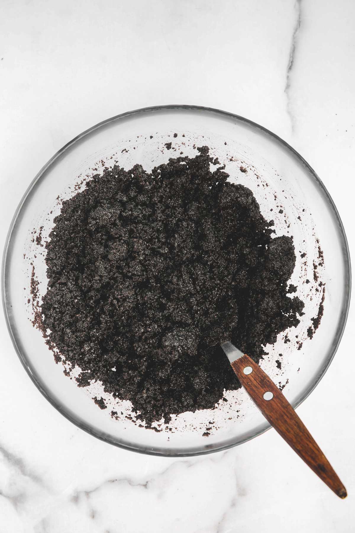 bowl with oreo crust mixture
