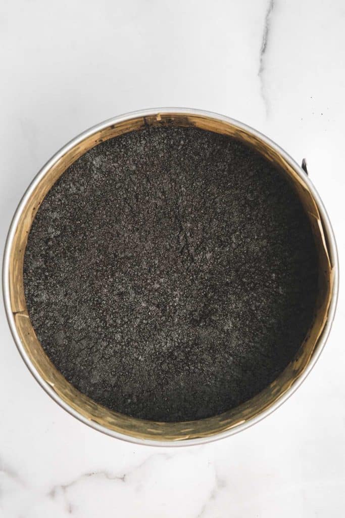 Oreo Crust Recipe (No Bake or Baked) – Easy 2-Ingredients