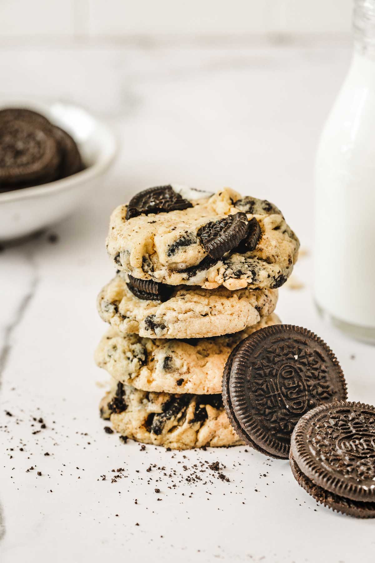 oreo cheesecake cookies on a table