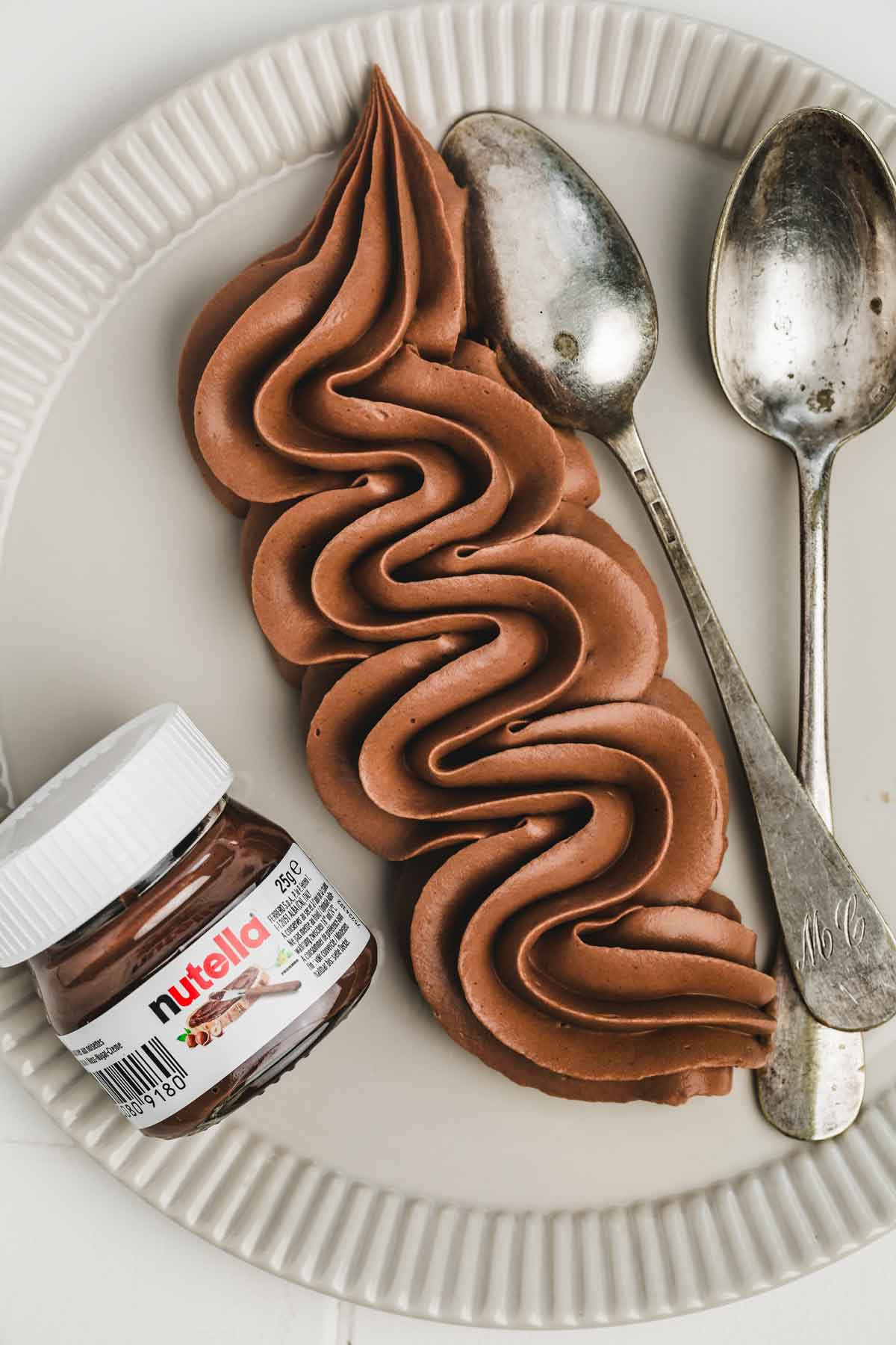 plate with piped nutella ganache