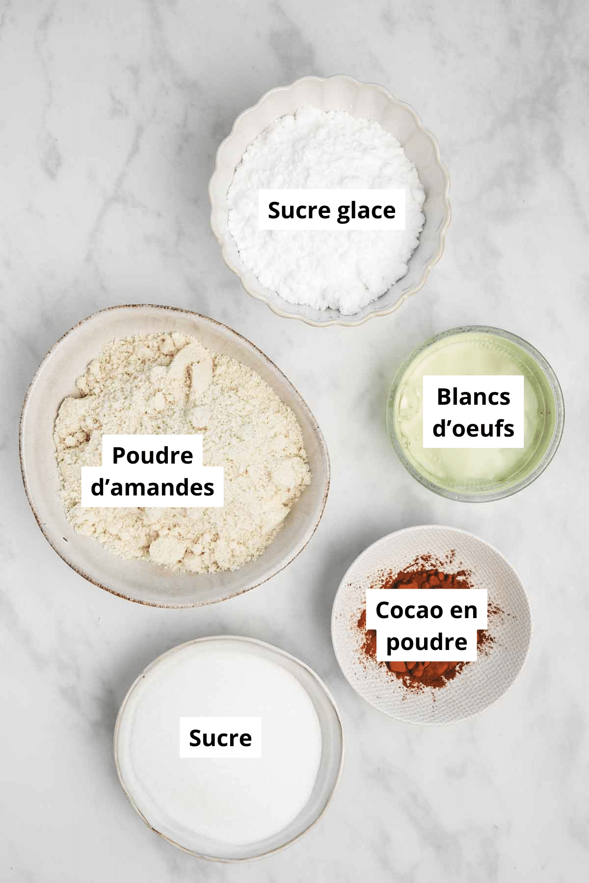 bols avec des ingrédients