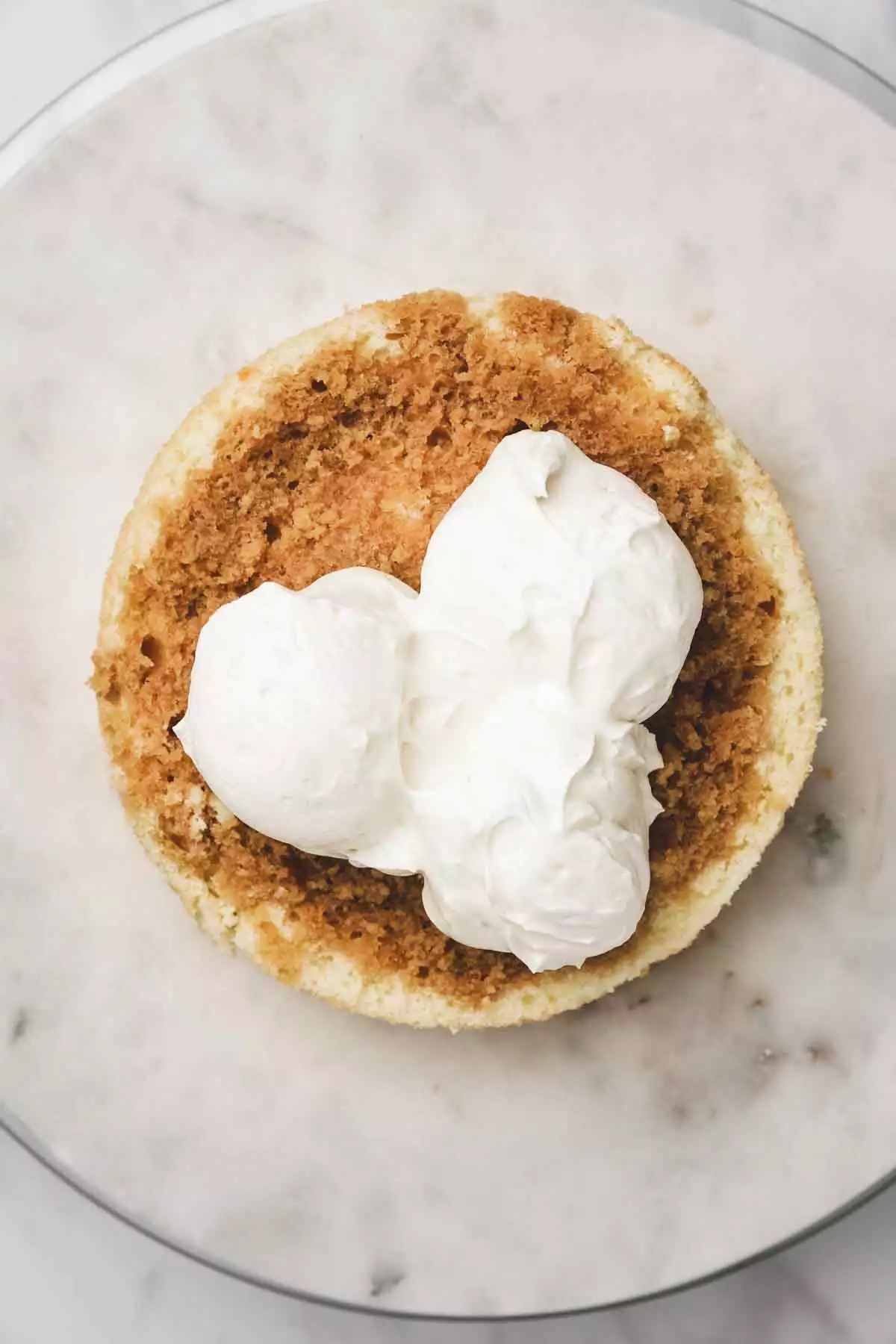 génoise vanille avec café et chantilly