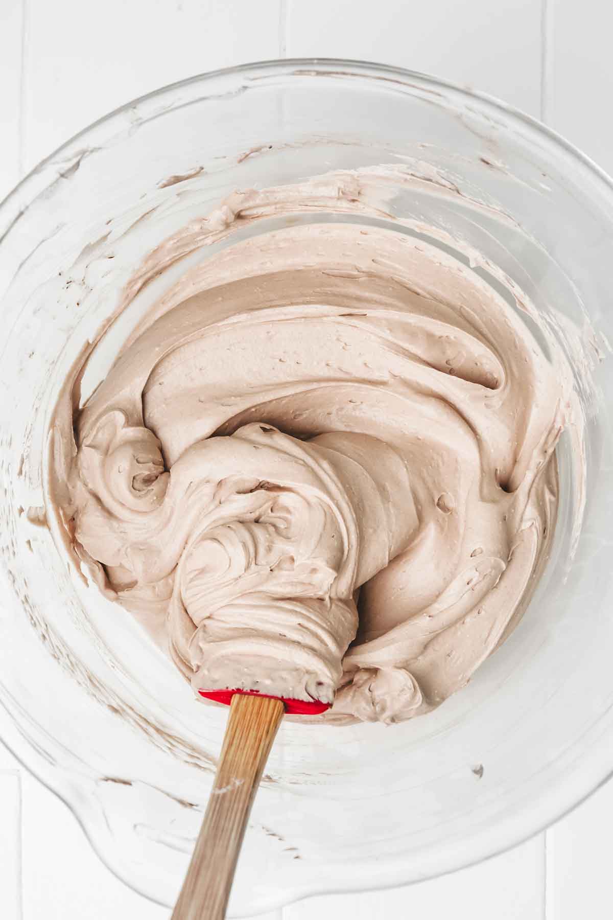 mixing bowl with nutella frosting