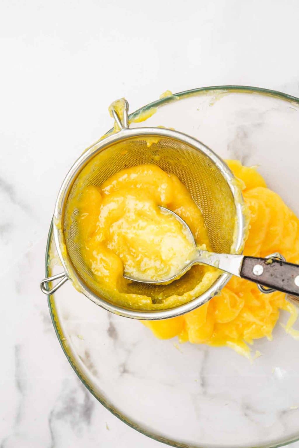 Easy 10 minutes Thick Lemon Curd with Egg Yolks