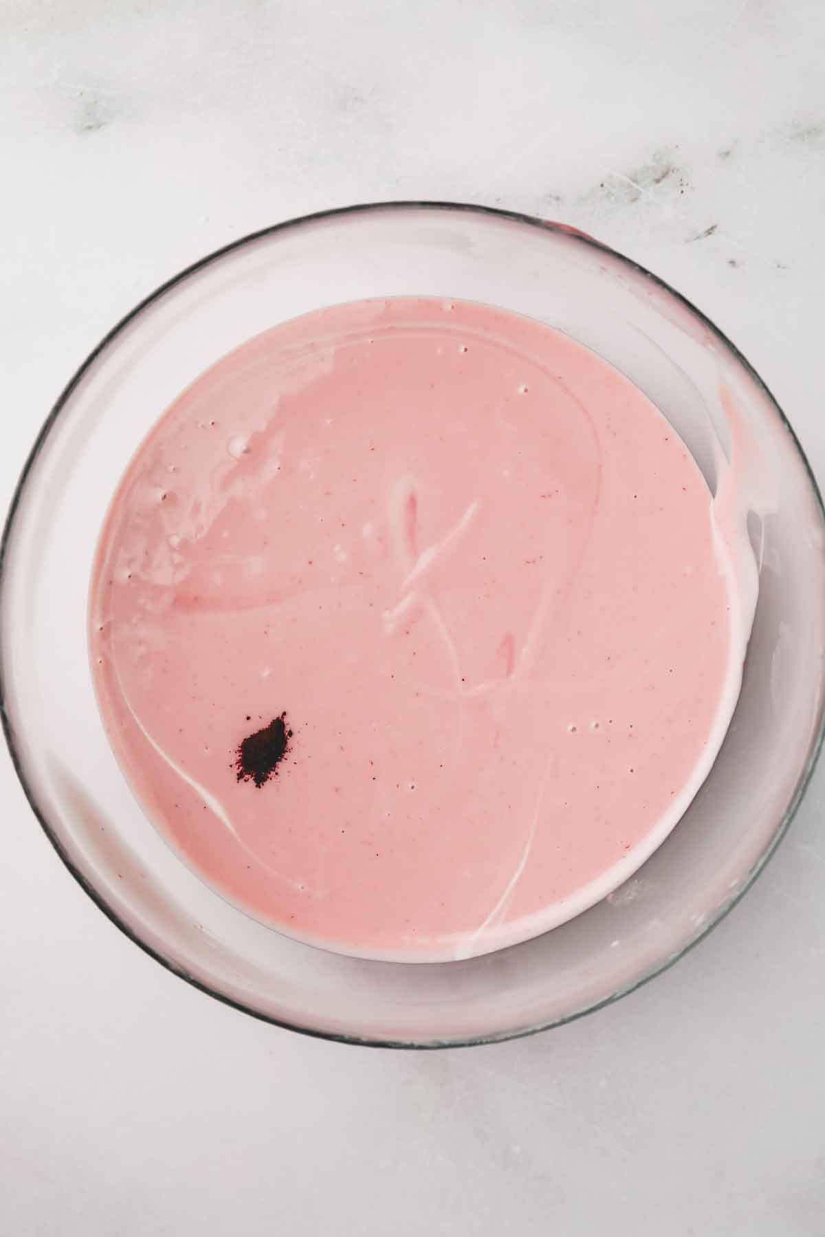 saladier avec ganache liquide