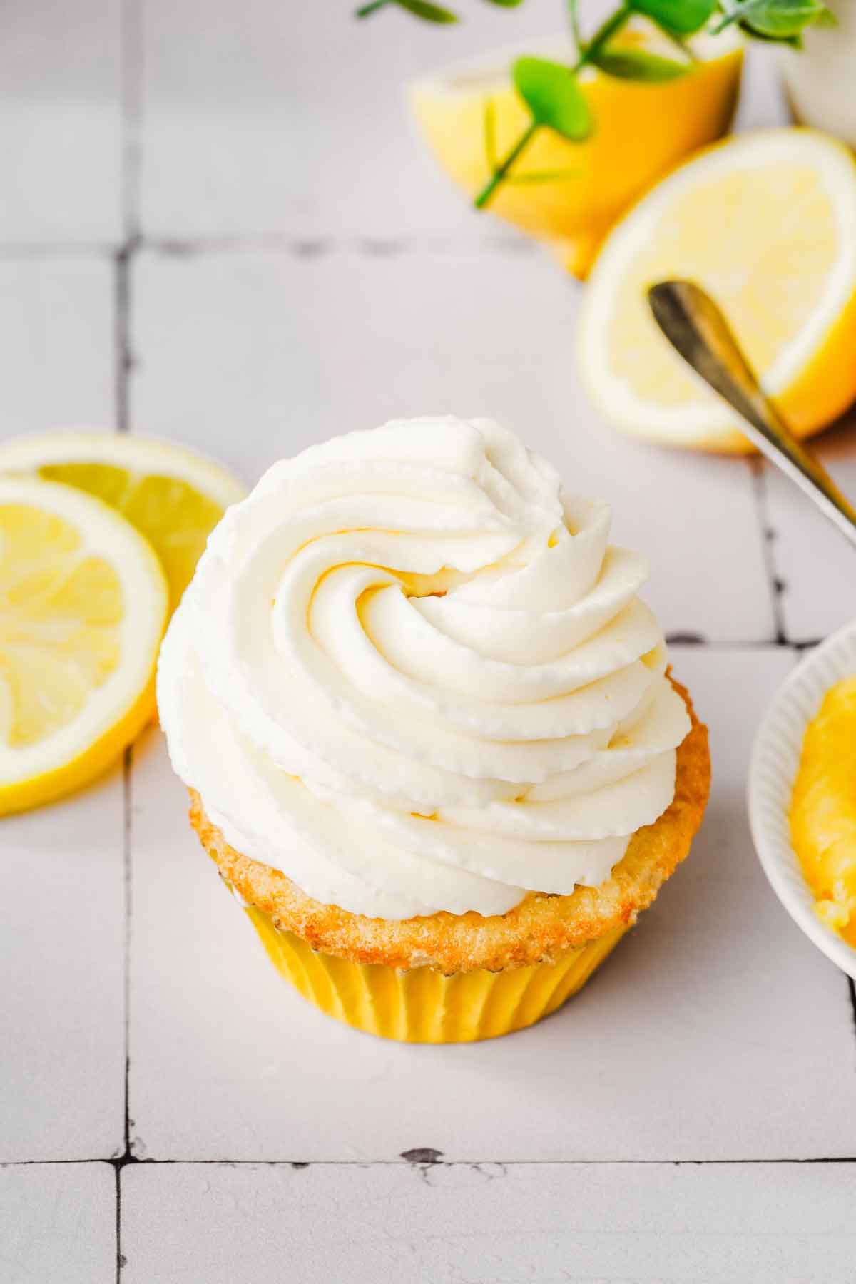 cupcakes with lemon wipped cream frosting