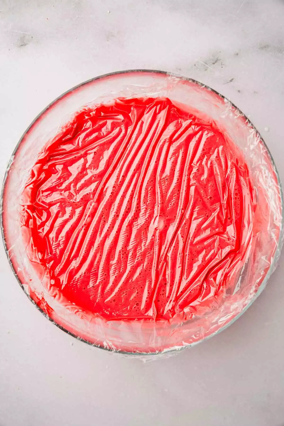 saladier avec ganache rouge