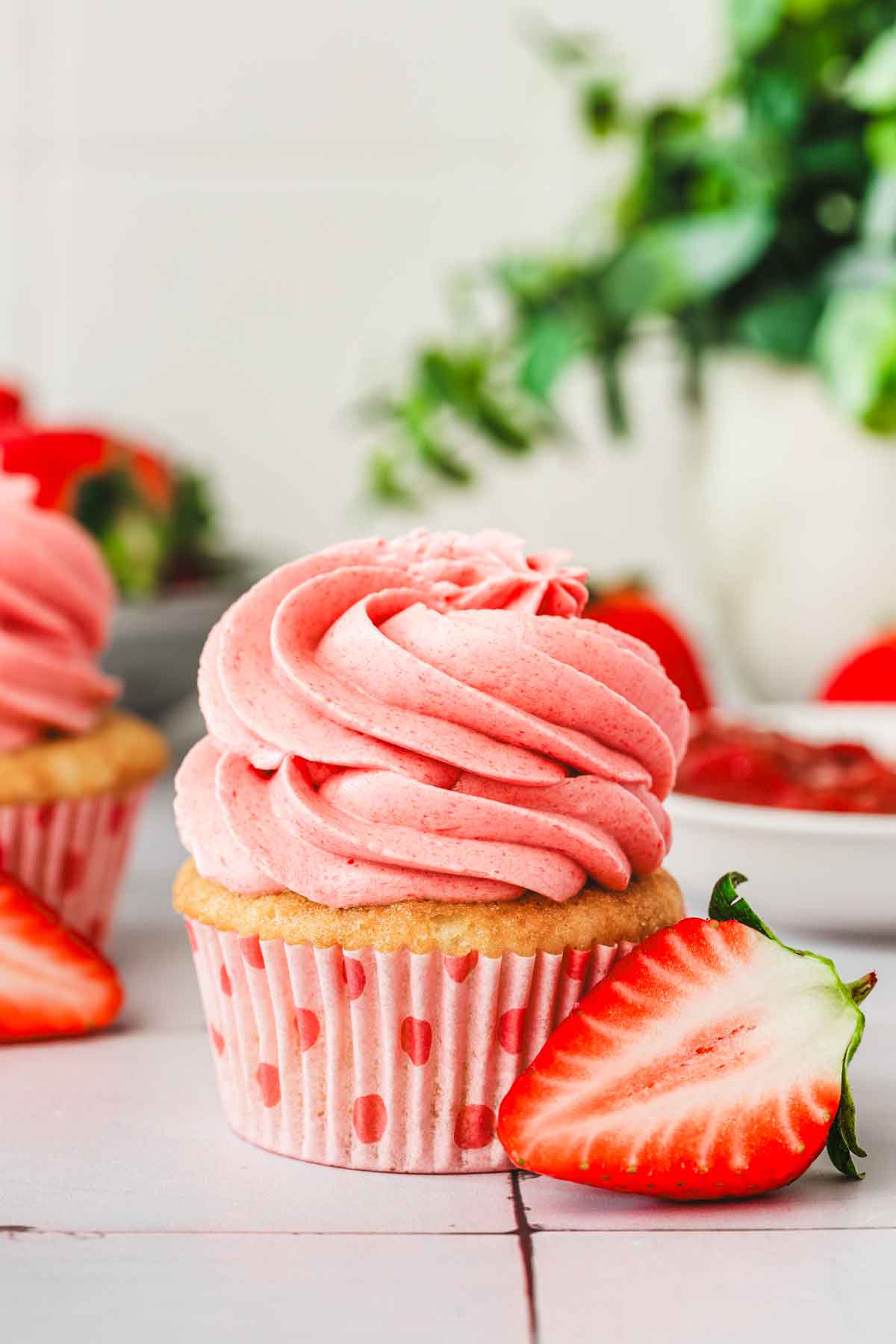 cupcakes rose glaçage crème au beurre fraise Suisse
