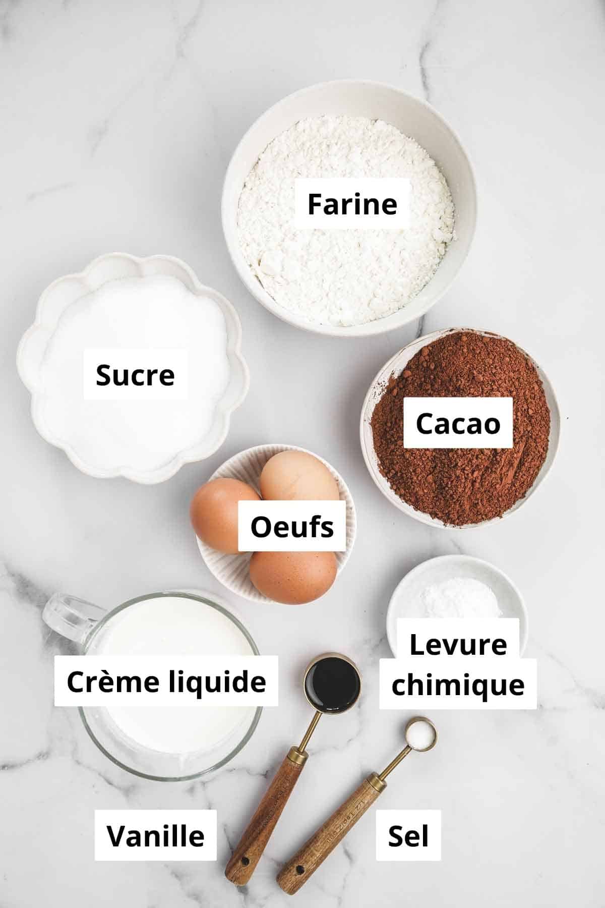 bols avec des ingrédients