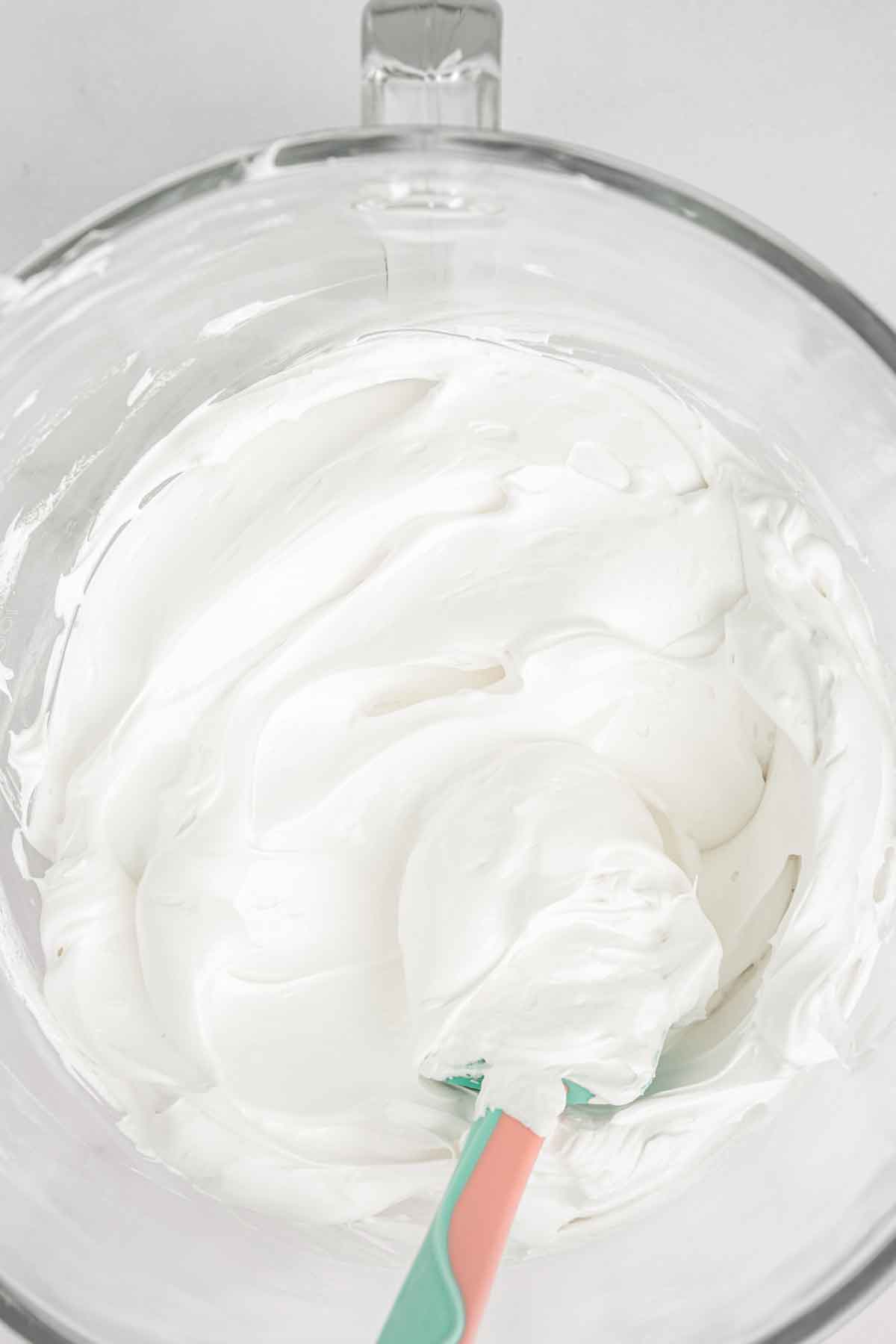 mixing bowl with whippped meringue