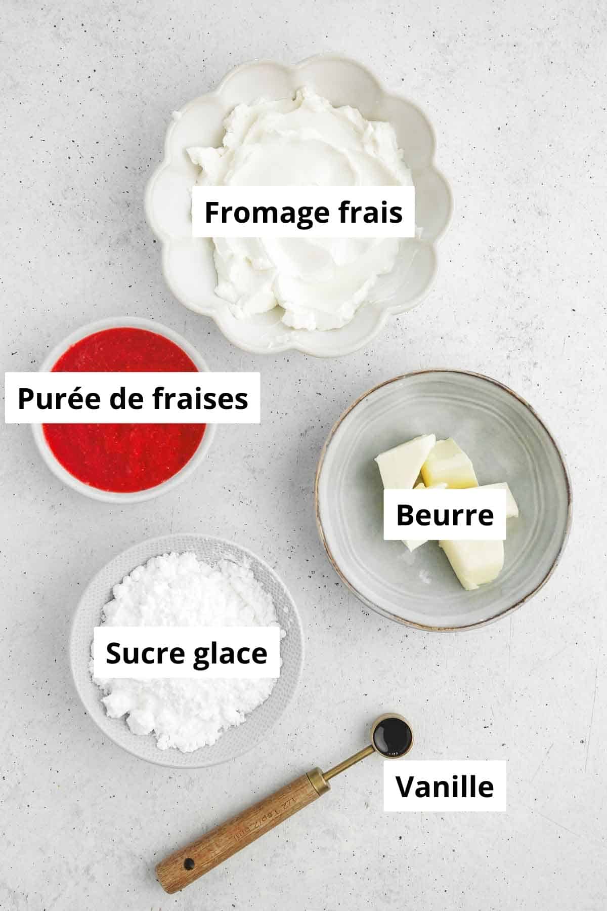 bols avec des ingrédients