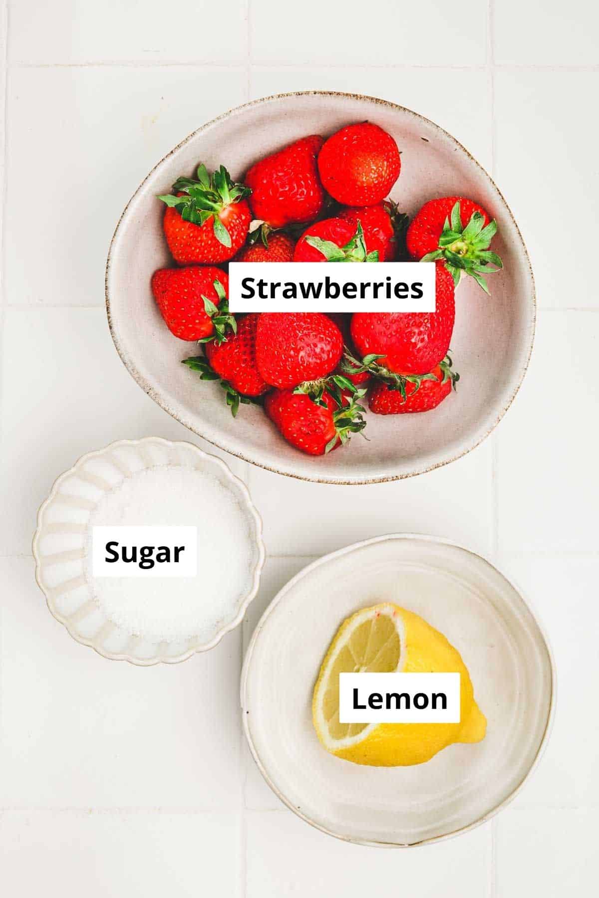 bowls with strawberry filling ingredients