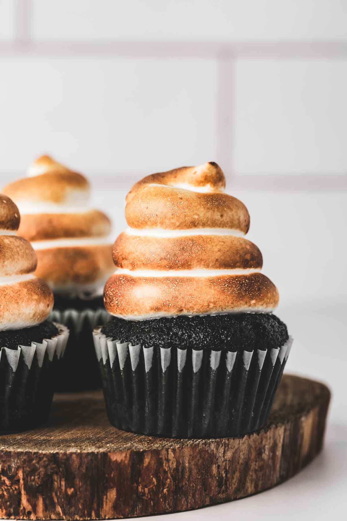 cupcakes chocolate avec glaçage meringue 