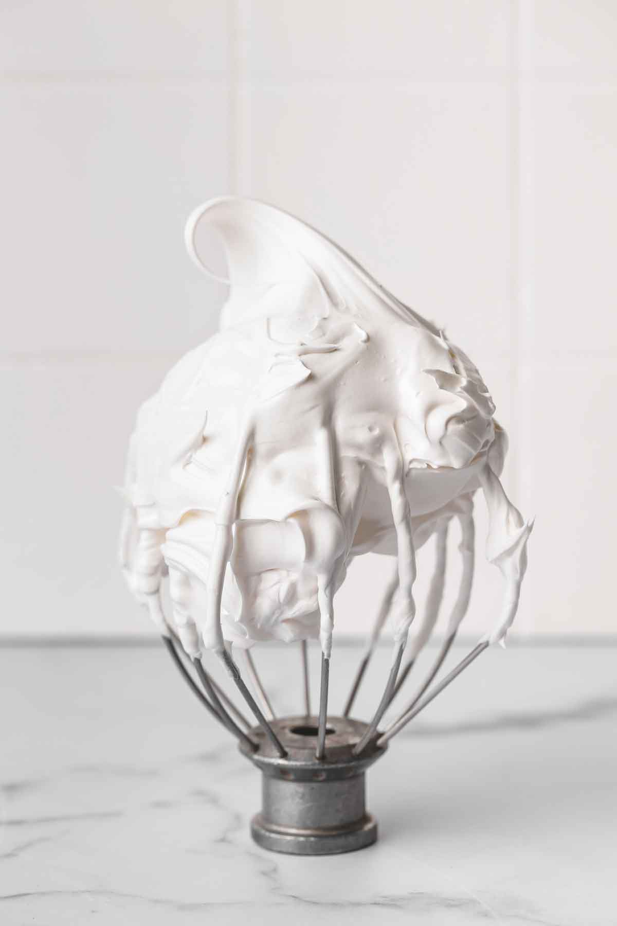 fouet avec meringue