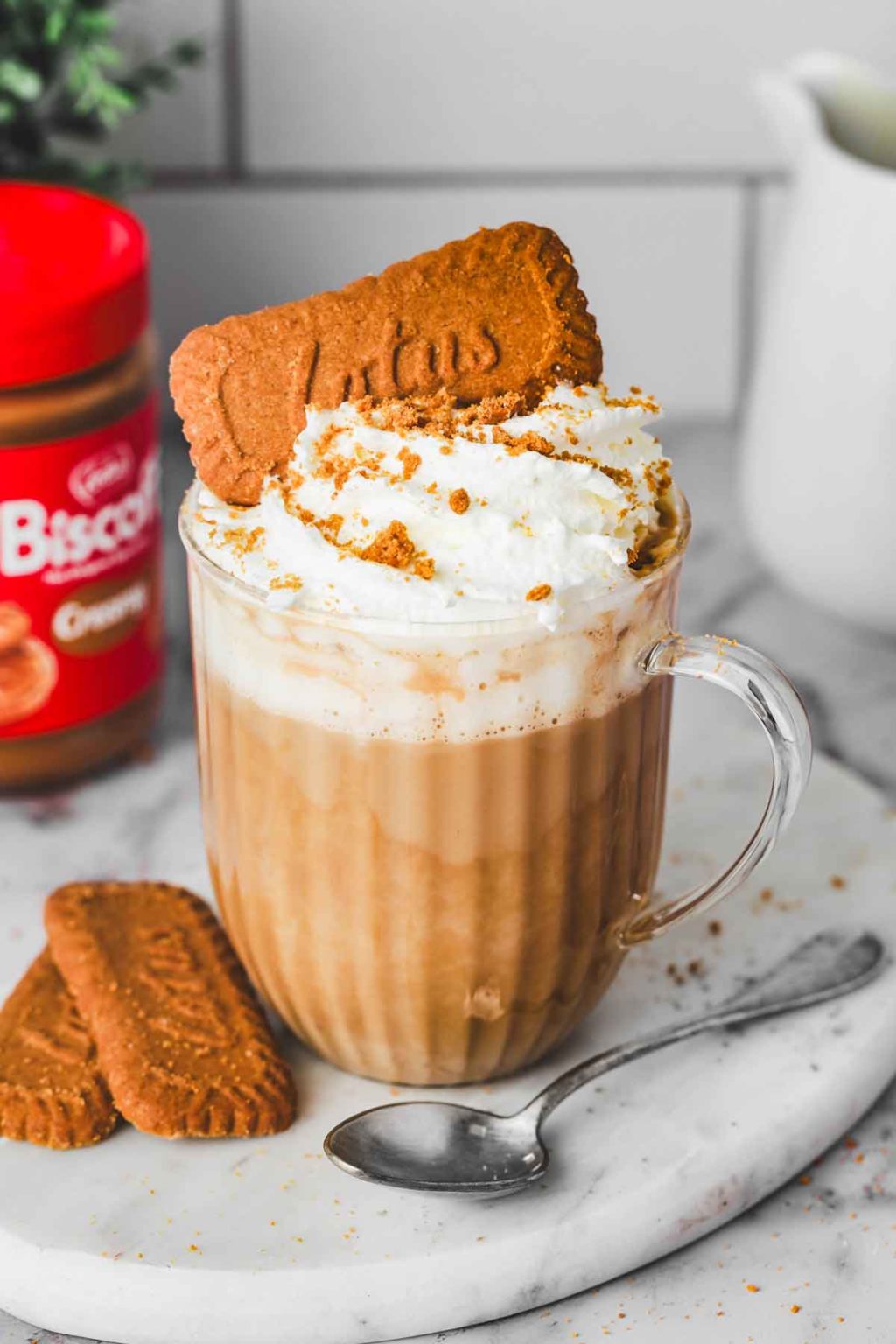 Easy 5-Min Biscoff Cookie Butter Latte Recipe