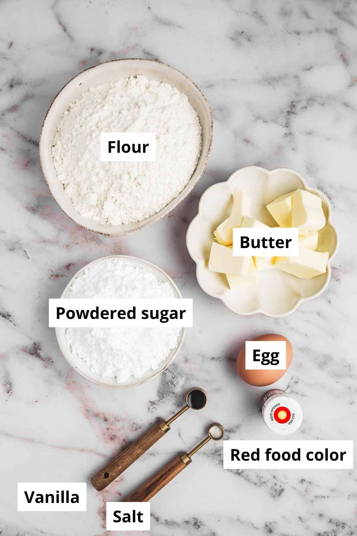 bowl with candy cane cookies ingrédients