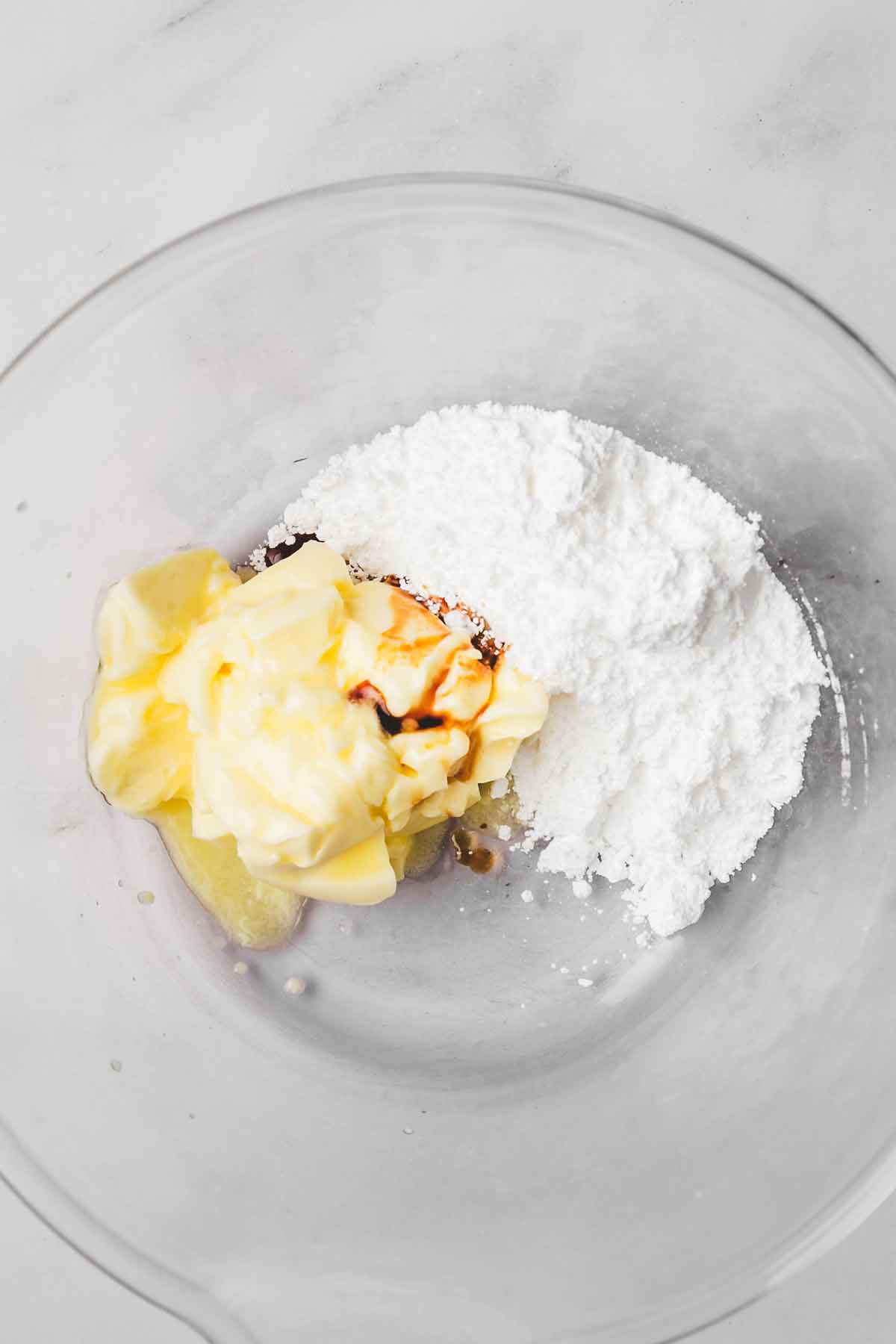 recipient avec sucre et beurre